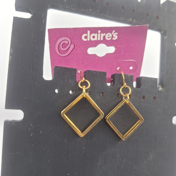 Claire's Gold Geometric Earrings - Picture 1 of 4